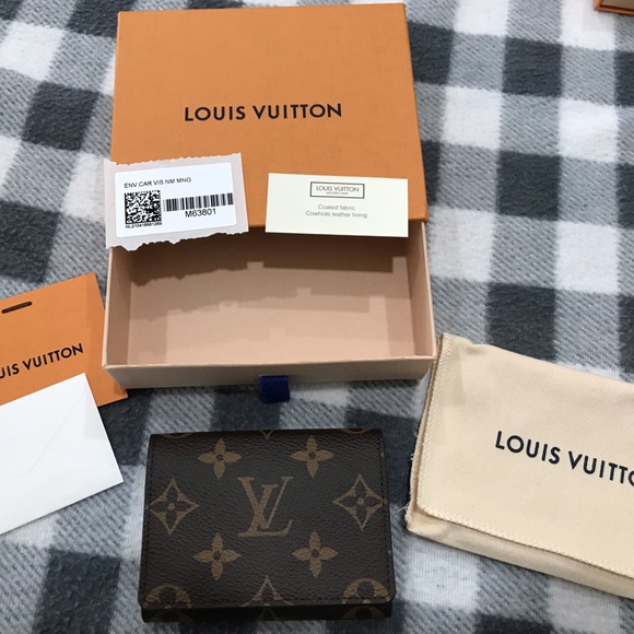 Louis Vuitton ENVELOPE BUSINESS CARD HOLDER Monogram 4.1 x 3.1 x